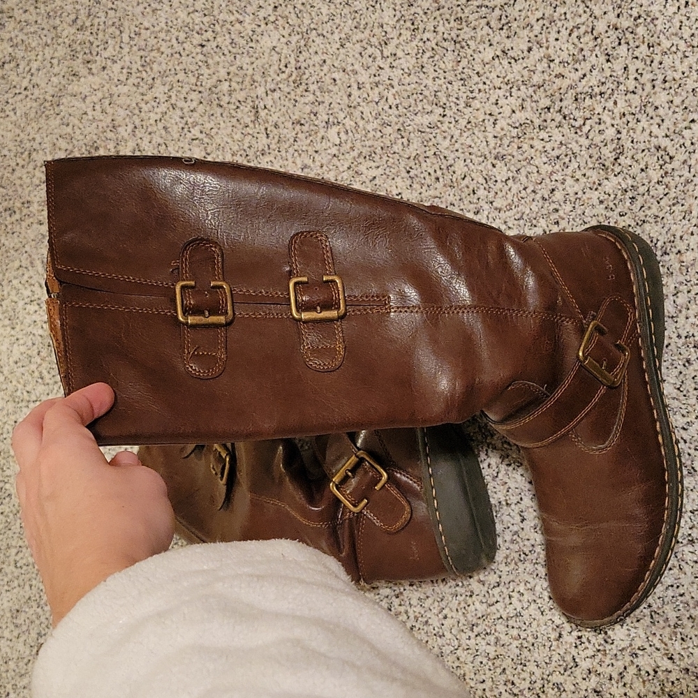 Womens size 7.5 BOC boots